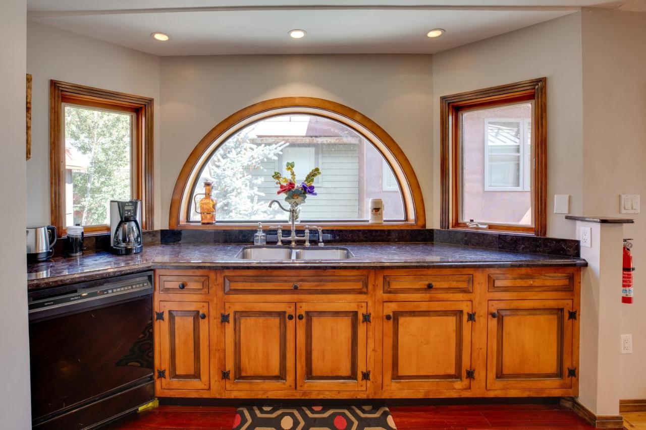 Bright Downtown Telluride Condo - Steps To Lift! 外观 照片