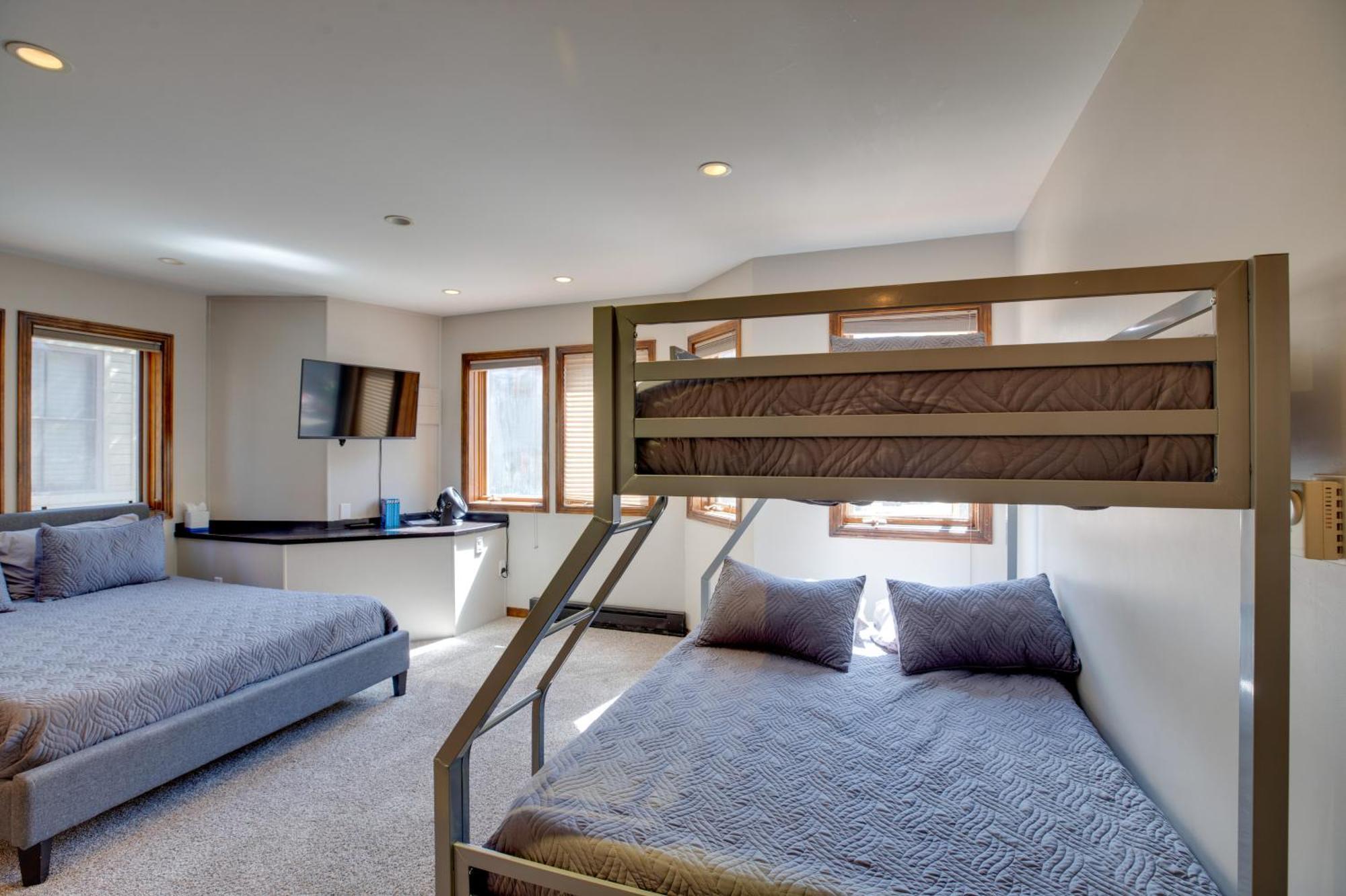 Bright Downtown Telluride Condo - Steps To Lift! 外观 照片